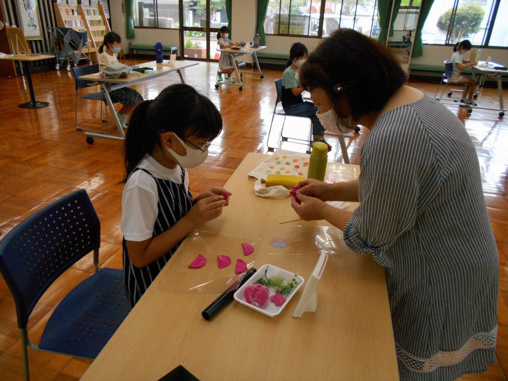 ～子どもだって作れちゃう～カーネーションのフラワーアレンジメント2