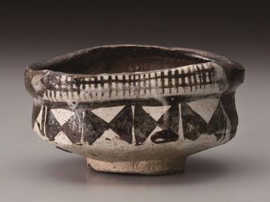 黒織部茶碗(くろおりべちゃわん) Koro oribe tea bowl ｜ 多治見市美濃  